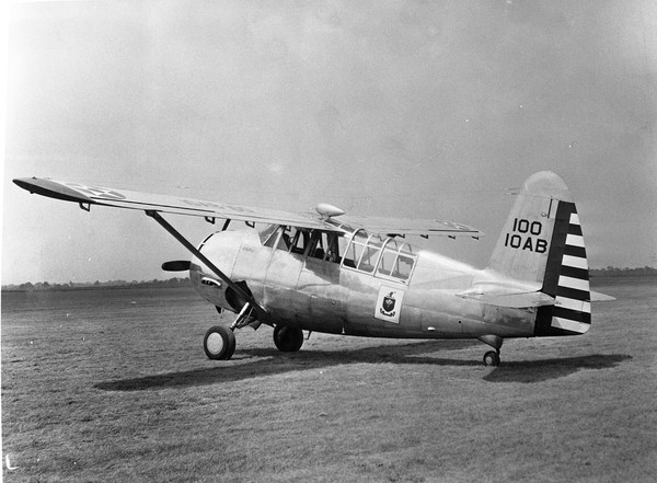  Curtiss O-52 Owl 
