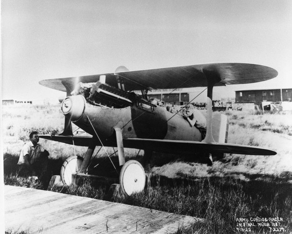  Curtiss R-6  AS 68563