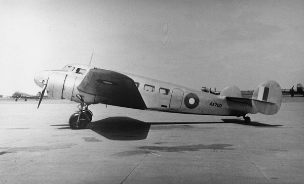  Lockheed 10-A Electra AX700