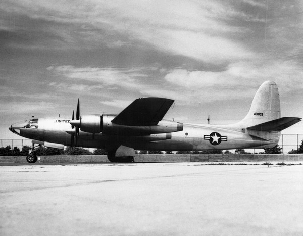  Republic XF-12A (XR-12A) Rainbow 44-91002
