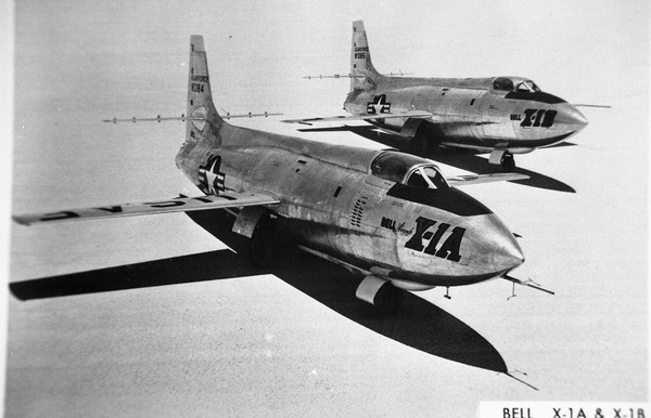  Bell X-1A, X-1B  48-1384, 48-1385