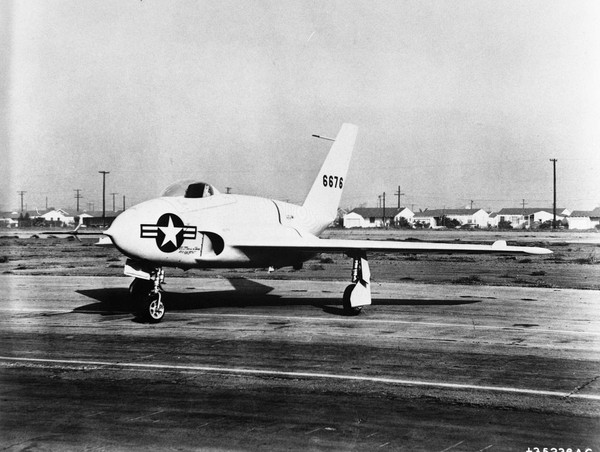  Bell X-4  46-676