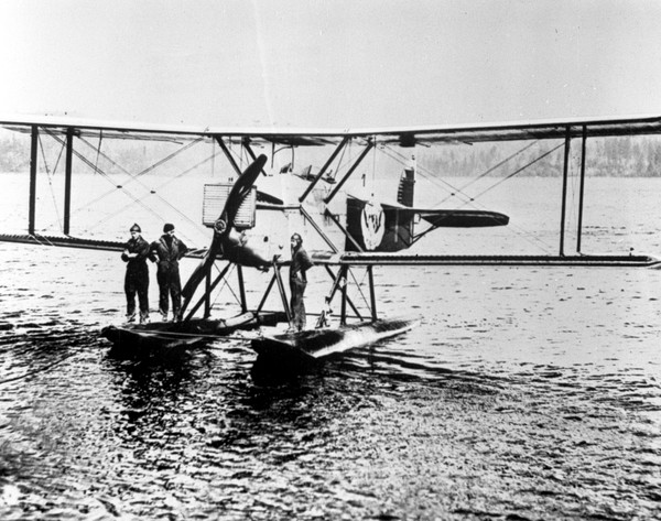  Douglas DWC World Cruiser 