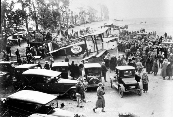  Douglas DWC World Cruiser 