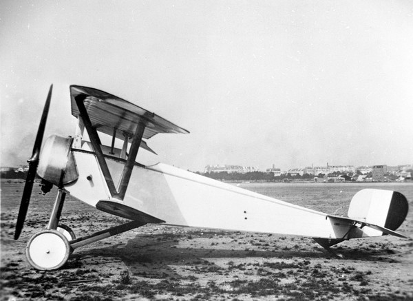  Nieuport 17  