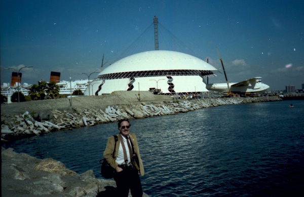 Howard Hughes Hughes HK-1/H-4  NX37602