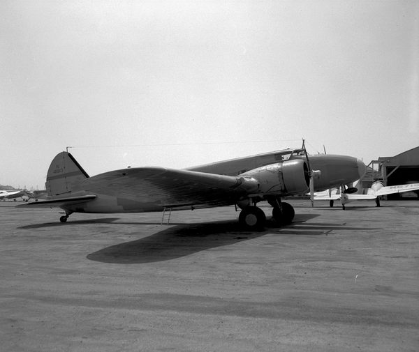 Scott Aero Services Boeing 247D  N41813