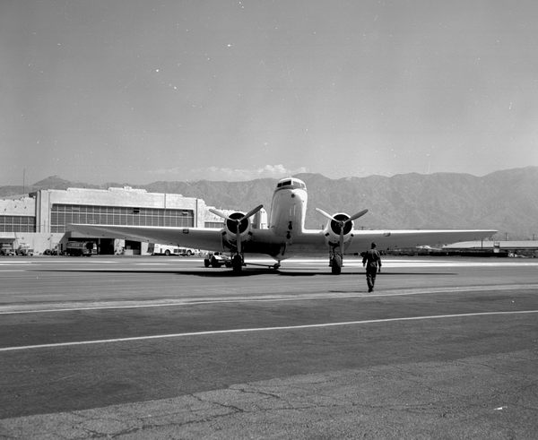 Mercer Enterprises Douglas DC-2-142  N39165