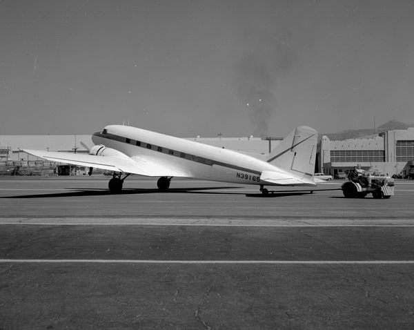 Mercer Enterprises Douglas DC-2-142  N39165