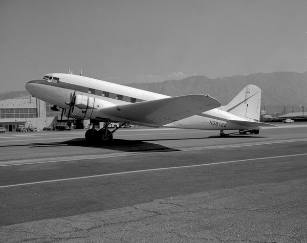 Mercer Enterprises Douglas DC-2-142  N39165