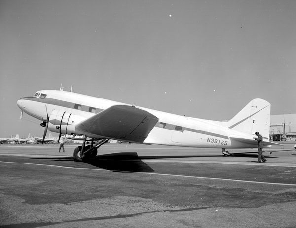 Mercer Enterprises Douglas DC-2-142  N39165