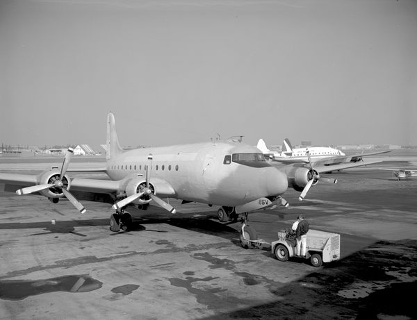 Sourdough Air Transport Douglas DC-4/C-54E  N5525V