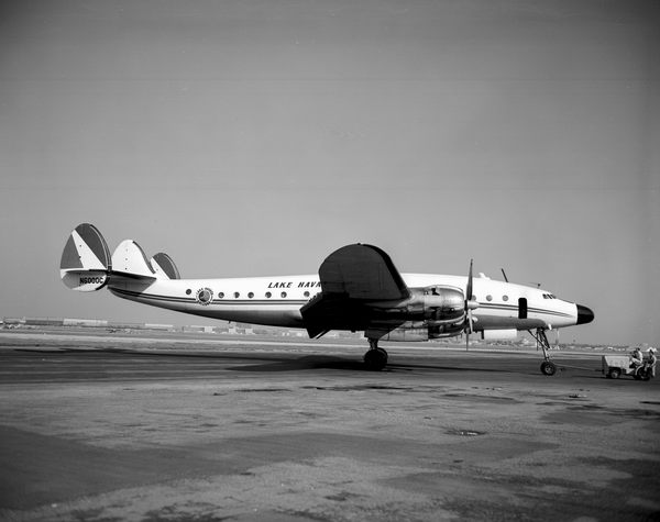 Lake Havasu City Lockheed L-049 Constellation N6000C