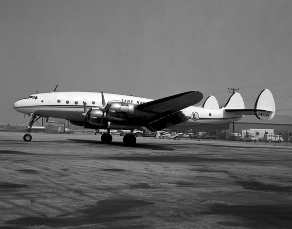 Lake Havasu City Lockheed L-049 Constellation N54214