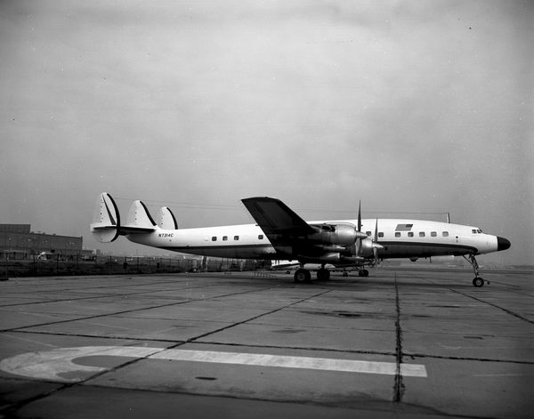 Starflite Lockheed L-1649A  N7314C