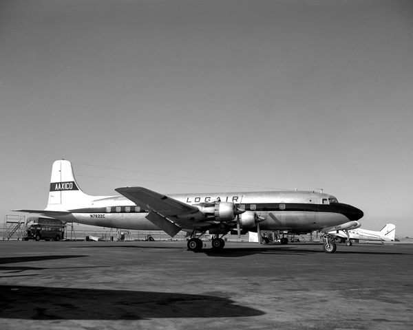 AAXICO Douglas DC-6A  N7822C
