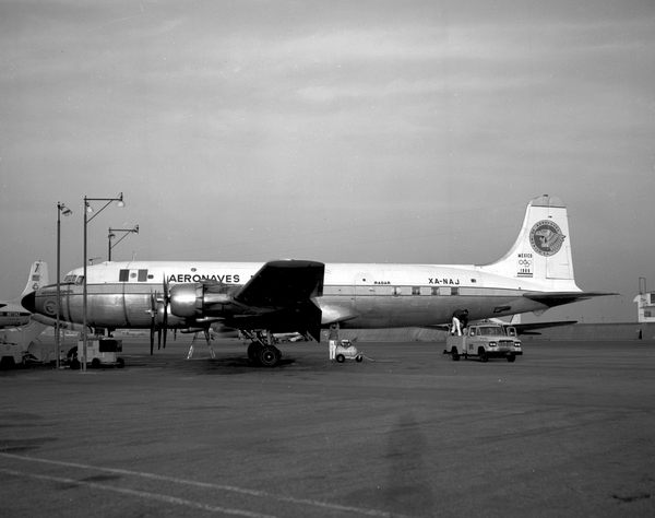 Aeronaves de Mexico Douglas DC-6  XA-NAJ