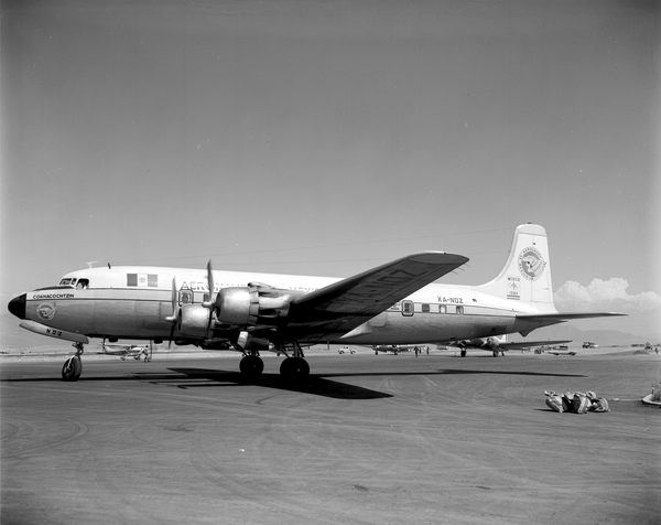 Aeronaves de Mexico Douglas DC-6  XA-NOZ