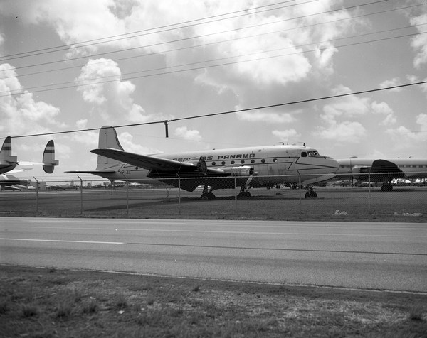 Aerovias Panama Douglas DC-4 Skymaster HP-311