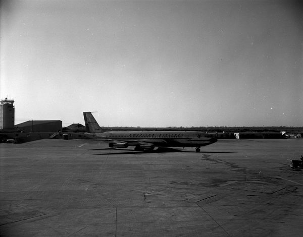 American Airlines Boeing 707-123  N7508A