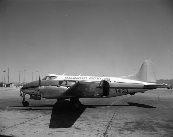 Apache Airlines De Havilland  DH-104-6BA Dove N4161B