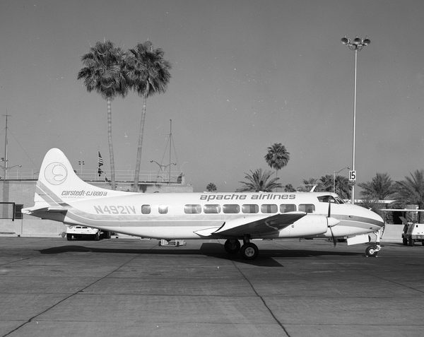 Apache Airlines Caestedt CJ600A Dove TP N4921V