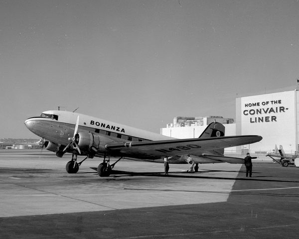 Bonanza Airlines Douglas DC-3/C-48C  N490