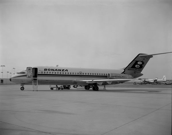 Bonanza Airlines Douglas DC-9-11  N945L