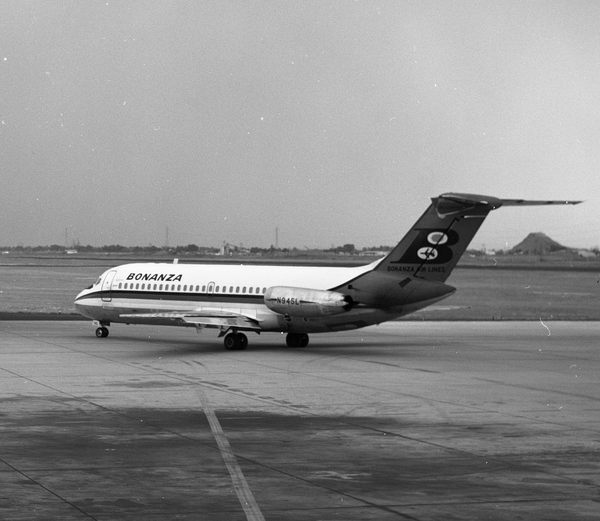 Bonanza Airlines Douglas DC-9-11  N945L