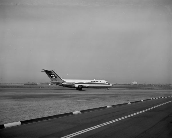 Bonanza Airlines Douglas DC-9-11  N946L