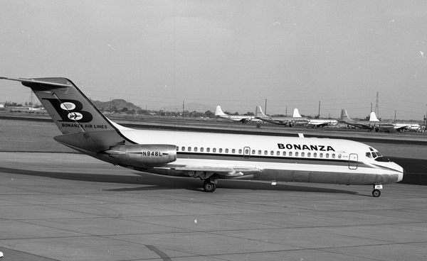 Bonanza Airlines Douglas DC-9-11  N946L