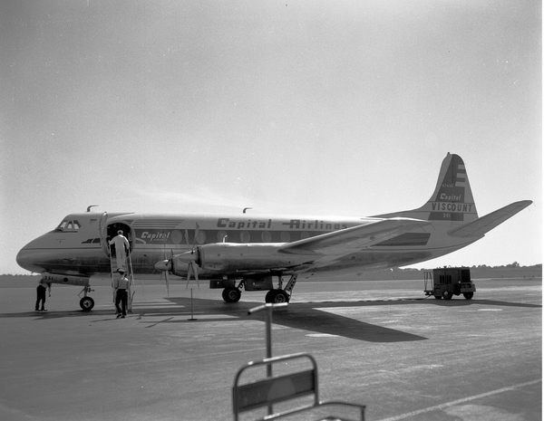 Capital Airlines Vickers -745 Viscount N7432