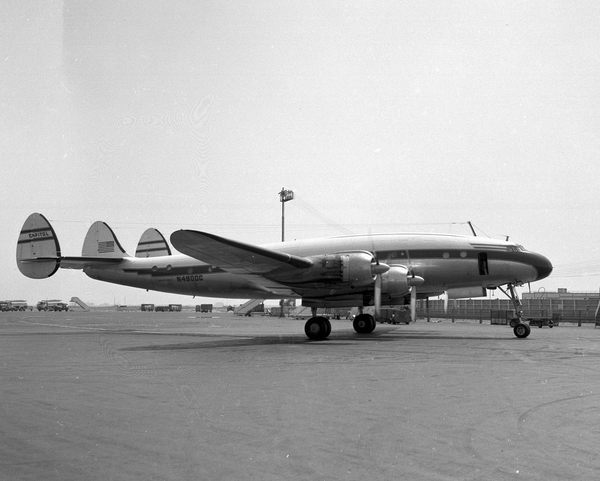 Capitol Airways Lockheed L-749A Constellation N4900C