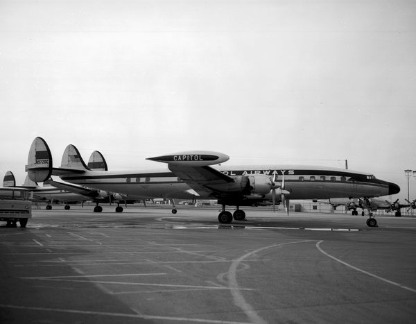 Capitol Airways Lockheed L-1049G Super Constellation N9720C