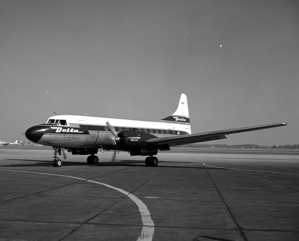 Delta Airlines Convair CV-440 Metropolitan N4828C