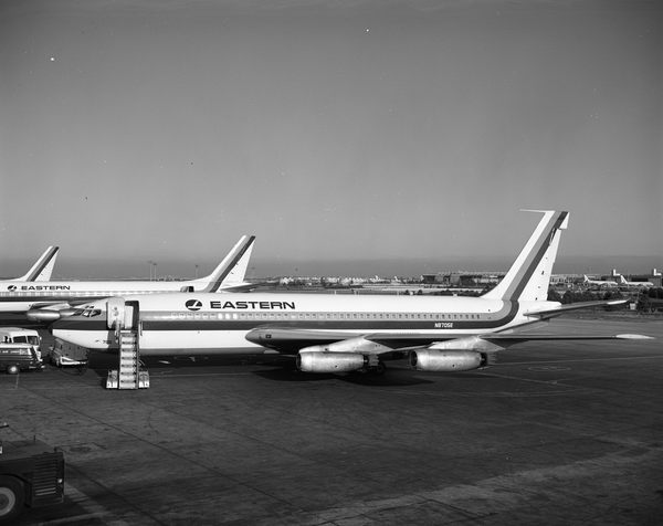 Eastern Airlines Boeing 720-025  N8705E