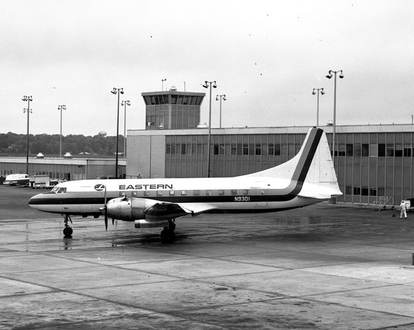 Eastern Airlines Convair CV-440-86 Metropolitan N9301