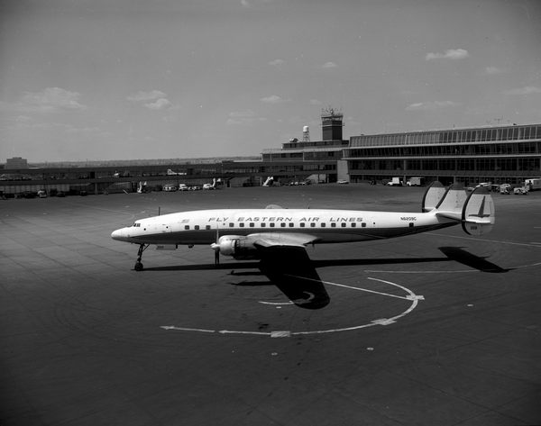 Eastern Airlines Lockheed L-1049 Super Constellation N6209C