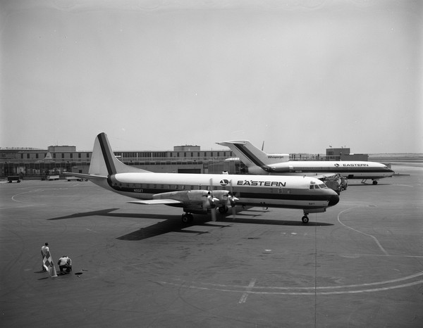 Eastern Airlines Lockheed L-188A Electra N5527
