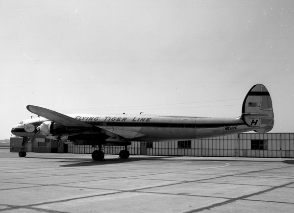 Flying Tiger Line Lockheed L-1049H Super Constellation N6912C
