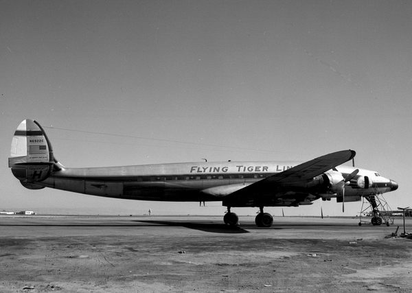 Flying Tiger Line Lockheed L-1049H Super Constellation N6922C