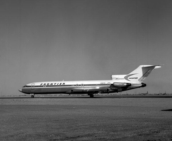 Frontier Airlines Boeing 727-291  N7277F