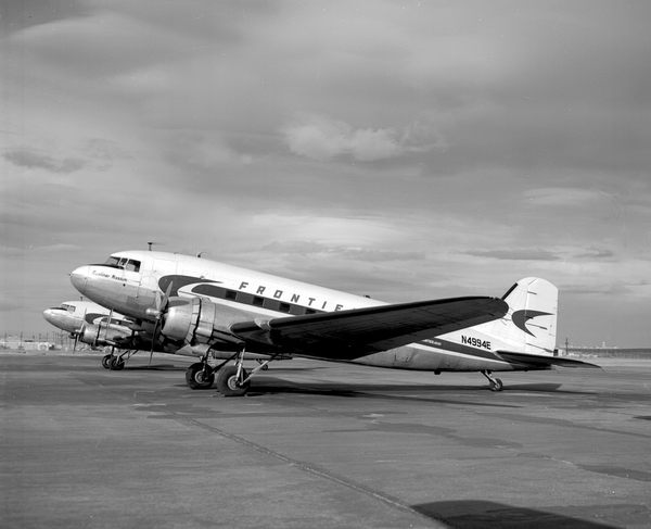 Frontier Airlines Douglas DC-3/C-47A  N4994E