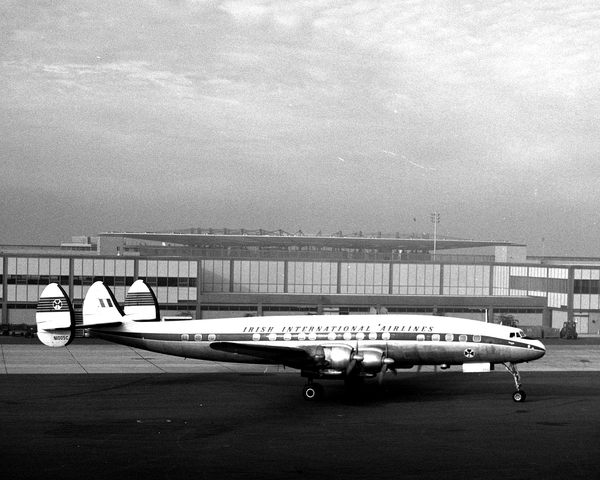 Irish International Airlines Aer Lingus Lockheed L-1049E Super Constellation N1005C