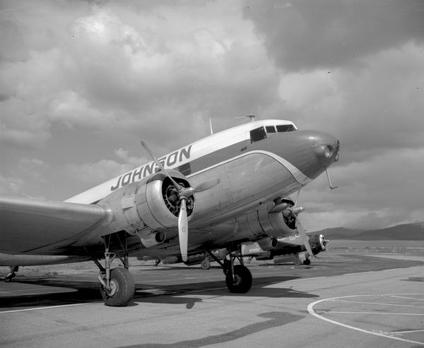 Johnson Flying Service Douglas DC-2-118B  N4867V