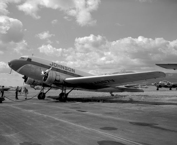 Johnson Flying Service Douglas DC-2-118B  N4867V