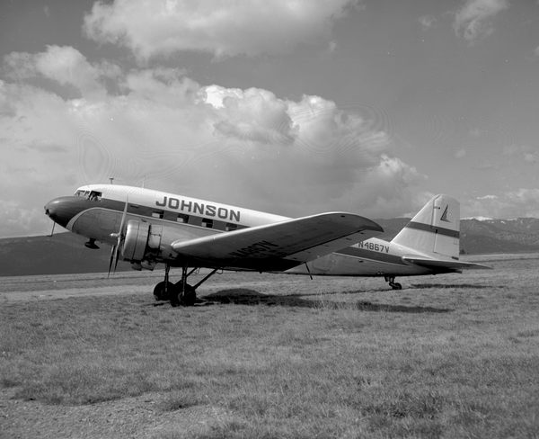 Johnson Flying Service Douglas DC-2-118B  N4867V