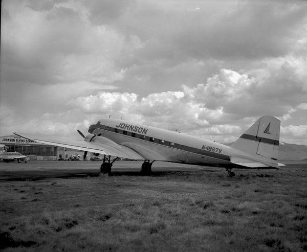 Johnson Flying Service Douglas DC-2-118B  N4867V