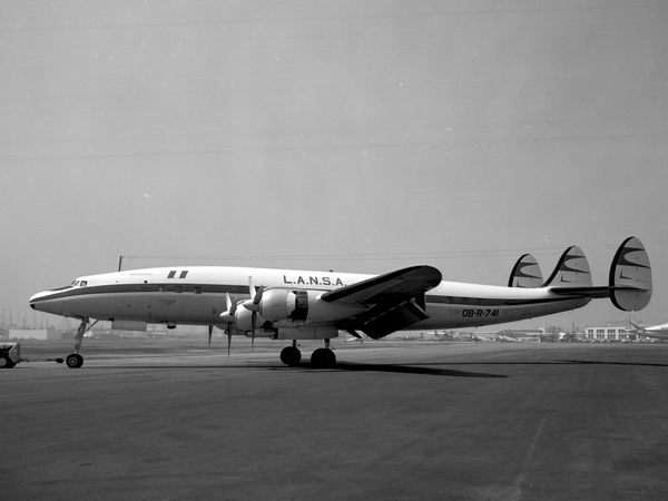 L.A.N.S.A. Lockheed L-1049G Super Constellation OB-R-741