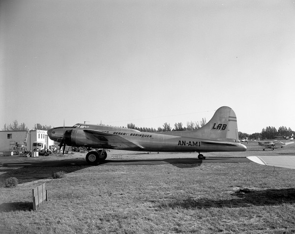 LINEA AEREA BORINQUEN Boeing B-17F-65-DL  AN-AMI